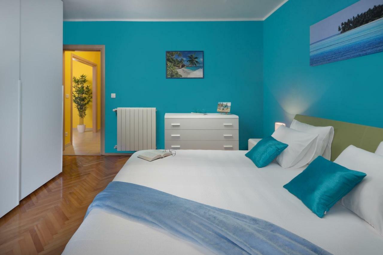 Rainbow Apartment Pula Exterior photo